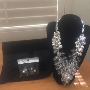 Grapevine Nepal’s matching earrings